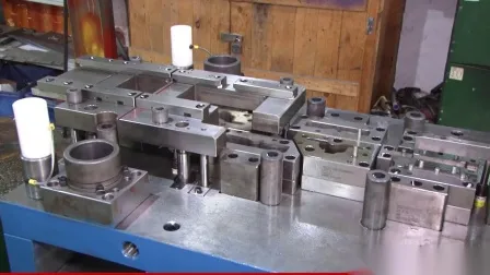 Professionelle Präzisions-Metallstanzform für Autoteileformen