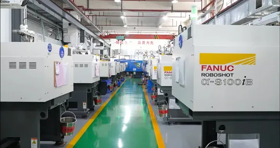 Entwicklung kundenspezifischer Formen für Handschuhfachdämpfer im Automobilinnenraum